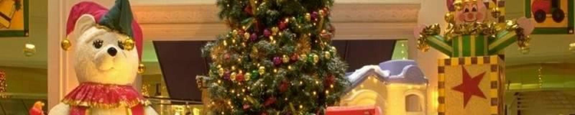 Christmas Tree, snowman, presents